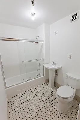 Rented by Voro NYC | media 45