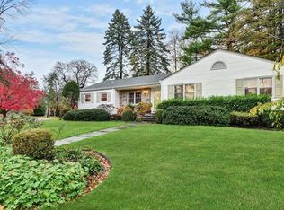 546 Claflin Ave, Mamaroneck, NY 10543