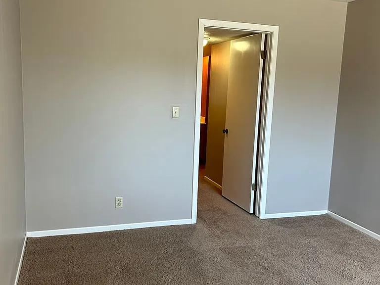 Plaza 93 Apartments — Photo 150