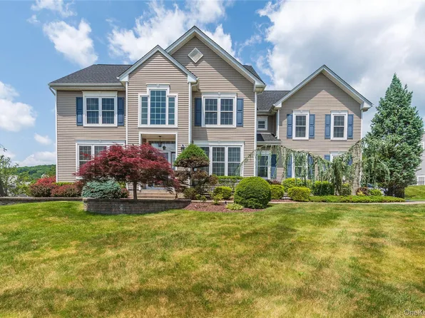 56 Heather Ridge, Highland Mills, NY 10930