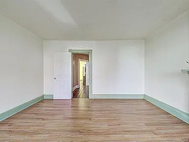 3rd image of 125 Benkard Ave Floor 2