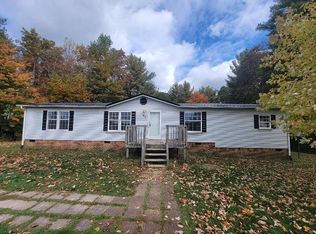 57 Savannah Rd, Galax, VA 24333