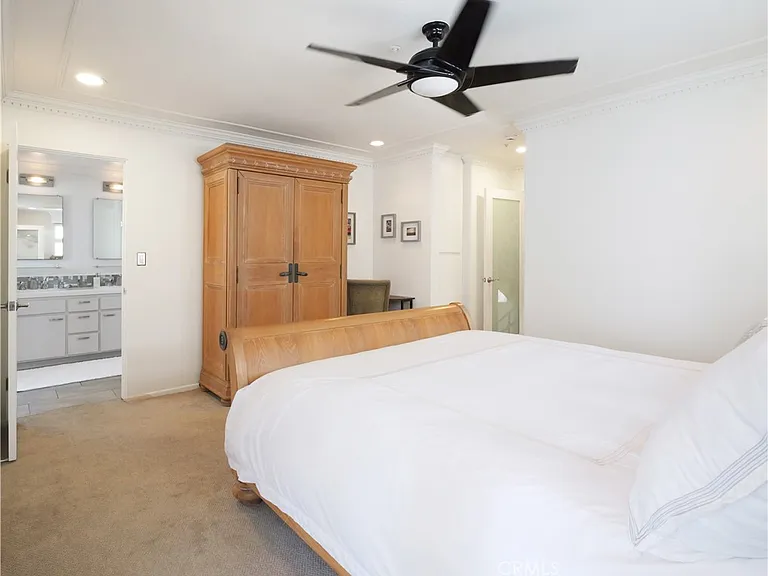 440 Marine Pl — Photo 25