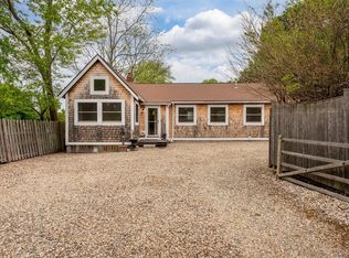 8 Hideaway Pl, Rockport, MA 01966