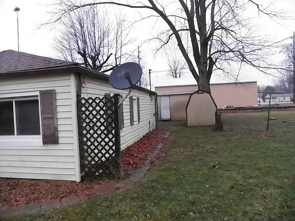 2nd image of 4274 W County Road 310 N