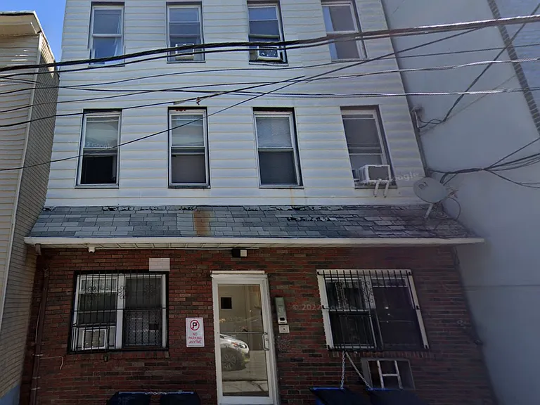 64 Newkirk St #6JR — Photo 1