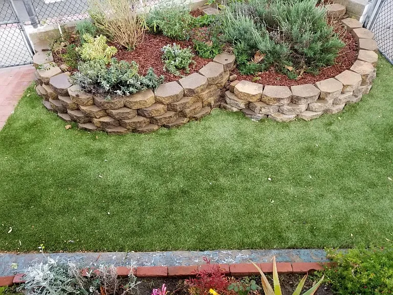 Front garden beds