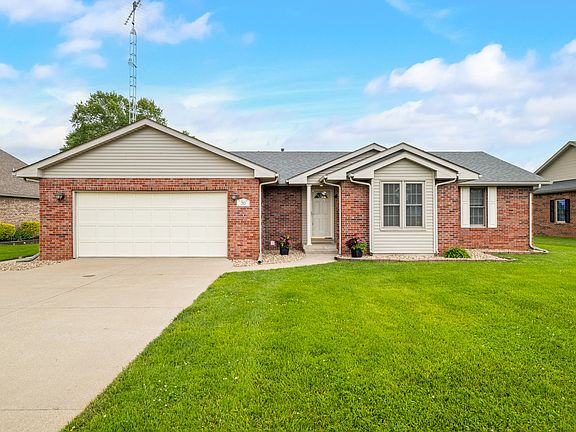 2nd image of 30 Carolyn Dr