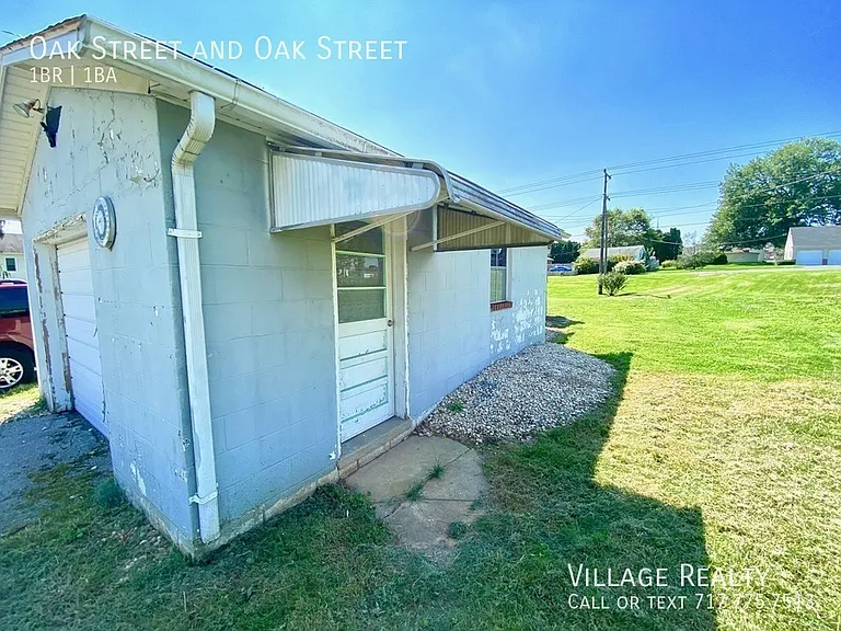 Oak St — Photo 74