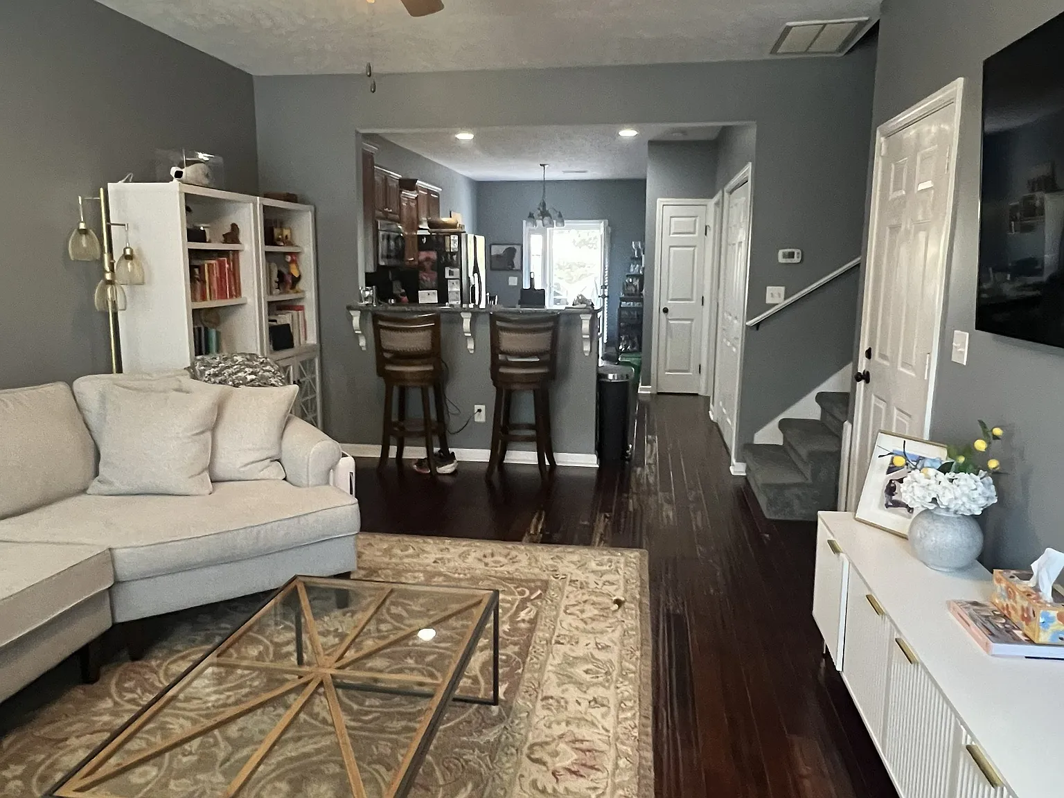 2 bed, 1287 sqft, $1,800 — Photo 3
