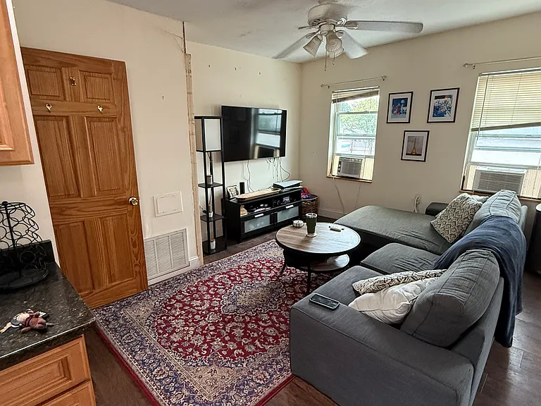 3 K Street Pl #3 — Photo 1