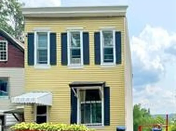 26 Gazzam St, Pittsburgh, PA 15213