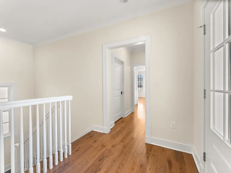 2050 Jabez Dr — Photo 34