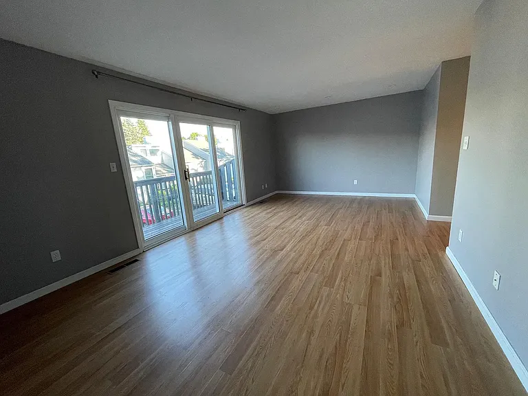 22 Glenview Dr #22 — Photo 4
