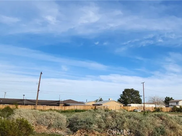 938 Porter St #127, Ridgecrest, CA 93555