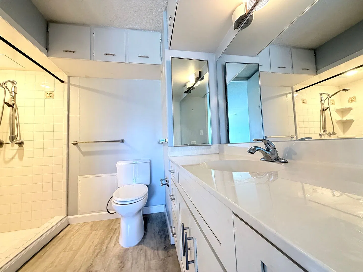 2 Bedroom, 2 Bathroom, 1 Parking (The Magellan) — Photo 4