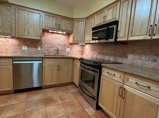 125 Kennedy Dr UNIT 43, South Burlington, VT 05403