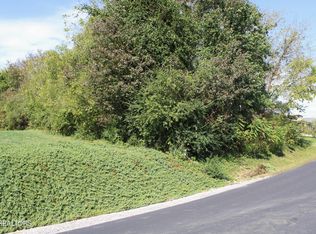 151 Oonoga Way, Loudon, TN 37774