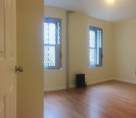 Rented by Bohemia Realty Group | media 12