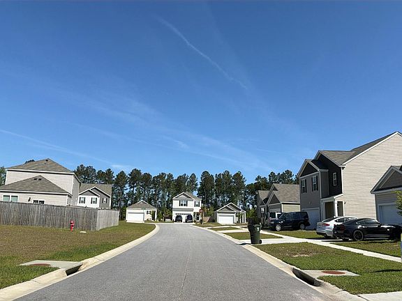5th image of 937 Woodside Creek Ln
