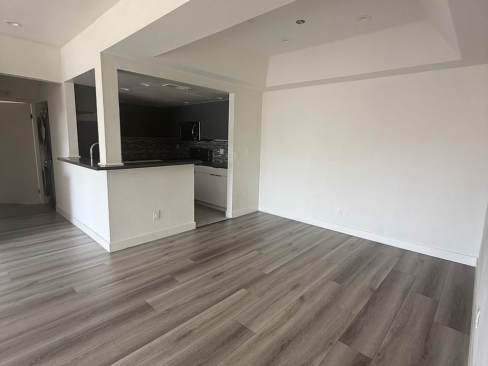 Dining room with warm and welcoming space