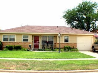 1403 W 25th St, Plainview, TX 79072