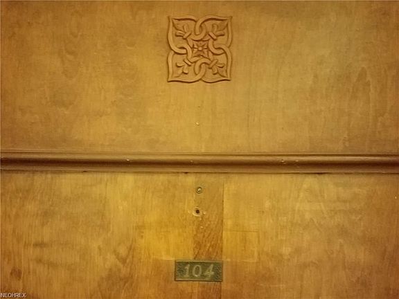 4th image of 15820 Van Aken Blvd APT 104