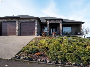 2960 NW Stacie Ct, Roseburg, OR 97471