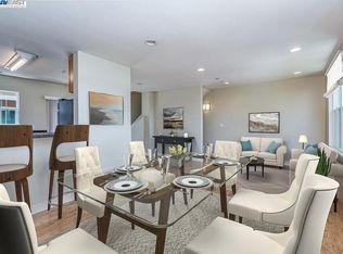 522 Henry St, Oakland, CA 94607