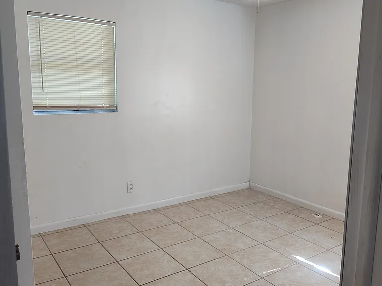 5700 Carter Rd — Photo 14