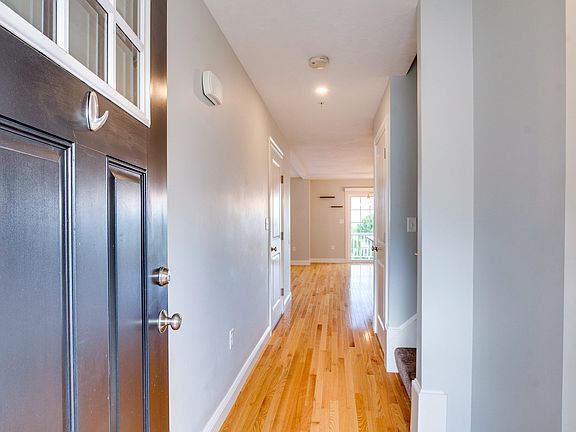 4th image of 1204 Hazelwood Way #1204
