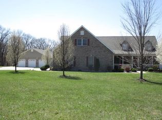 228 Deer View Dr, Troy, MO 63379