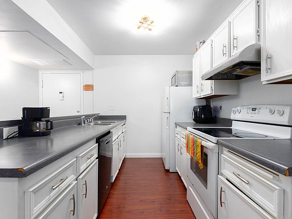 5th image of 6191 Rancho Mission Rd Unit 307