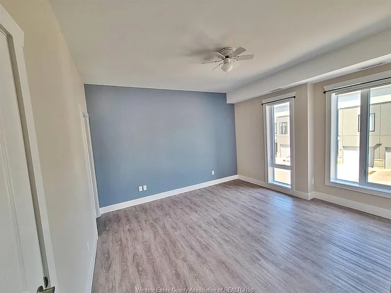 550 Sandison St #37 — Photo 11