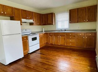 117 Waterman Ave #2R, North Providence, RI 02911