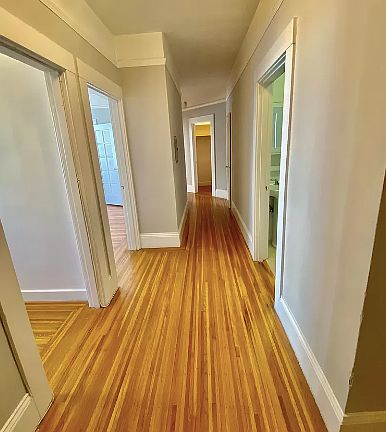 3rd image of 2265 Larkin St #17
