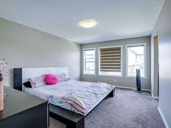 4th image of 1014 Kings Heights Way SE