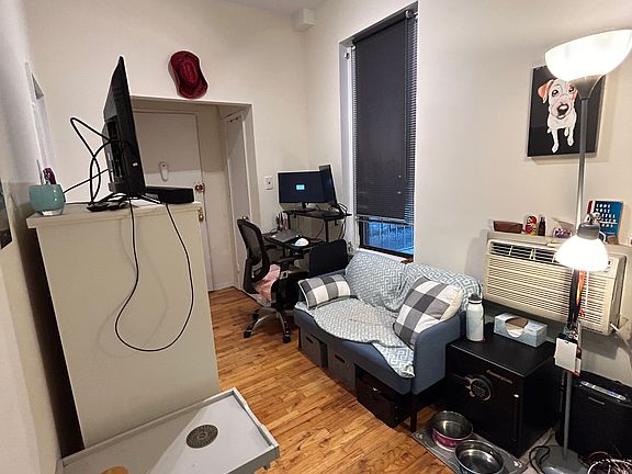 5th image of 293 Central Park W APT 5C