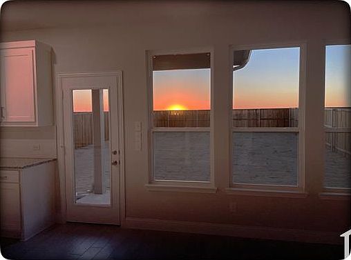 3rd image of 3112 Lucia Way #1