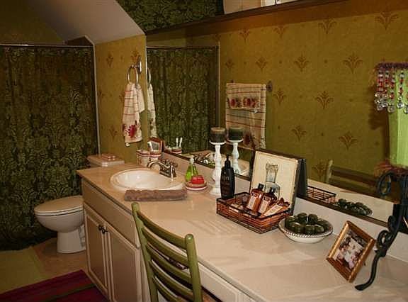 3rd image of 2403 Sugar Creek Cir