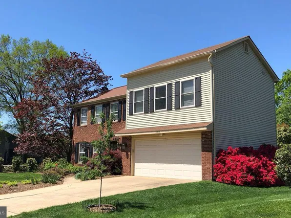 12519 Arnsley Ct, Herndon, VA 20171