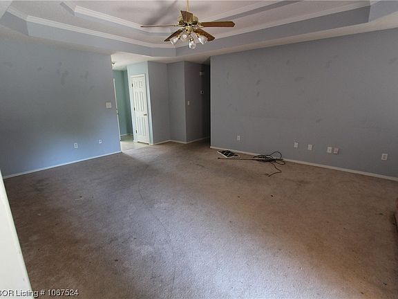 2nd image of 413 Crestview Dr