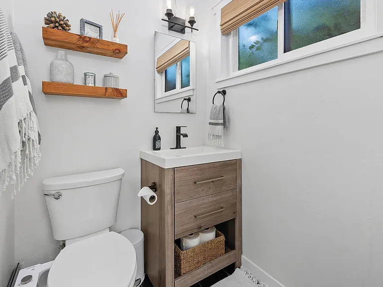 435 Cherry Ave — Photo 17