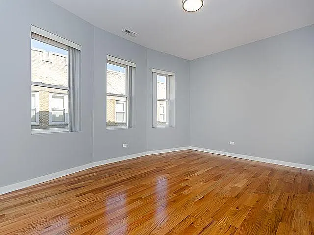 2448 E 77th St #1 — Photo 8