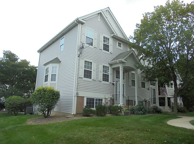 1st image of 1065 Manchester Cir