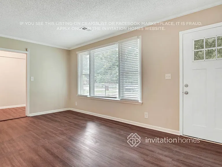 2674 Joyce Ave — Photo 5