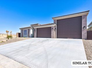 2200 Model Plan, Viewpoint Estates, Lake Havasu City, AZ 86404