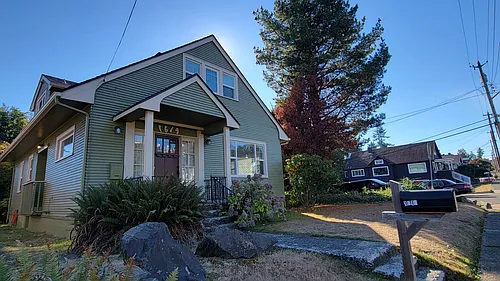 1619 W 6th St Photo 1