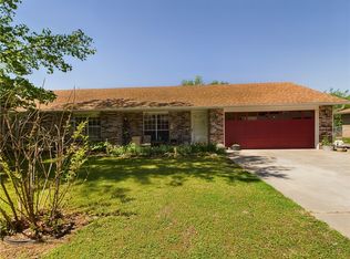 1308 Jennifer St, Springdale, AR 72762