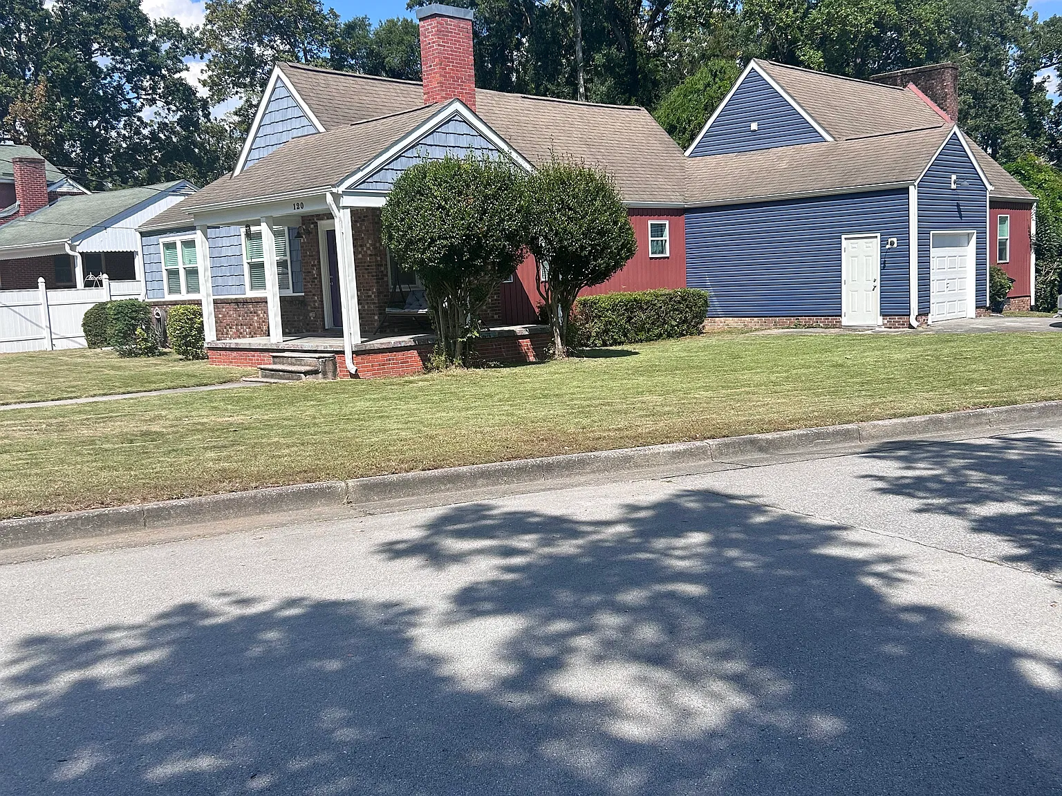 3 bed, 2.5 bath, 2099 sqft, $2,000 — Photo 2